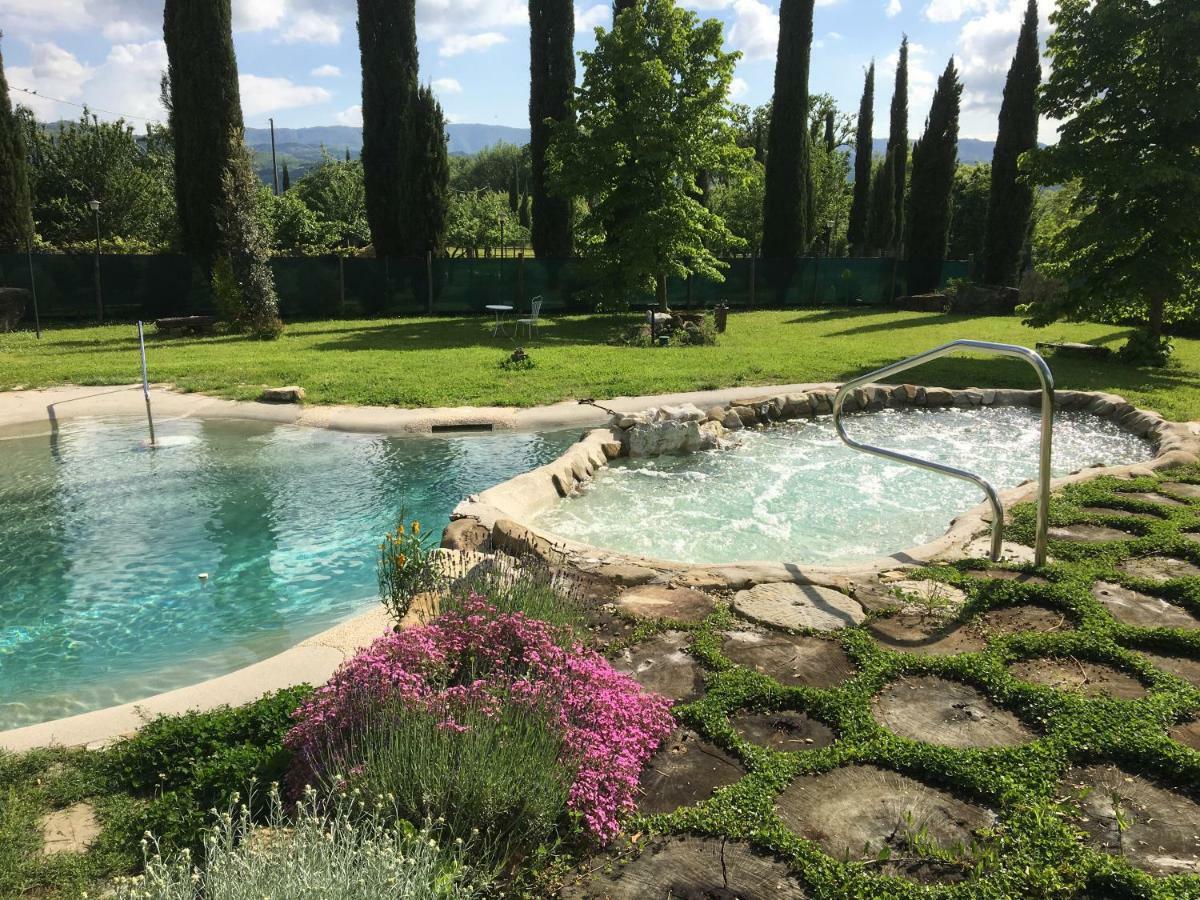 فيلا فيتشوفي Agriturismo La Colombaia المظهر الخارجي الصورة